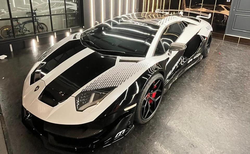 Mobil Mewah Raffi Ahmad [Instagram]
